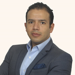 Dr. Ricardo Cervantes Limón